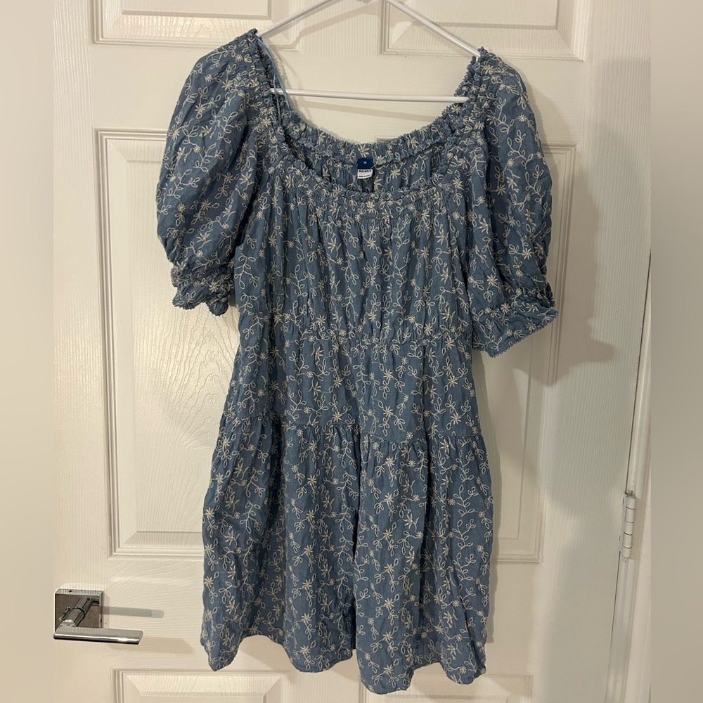 Old Navy Blue and White Floral Mini Dress